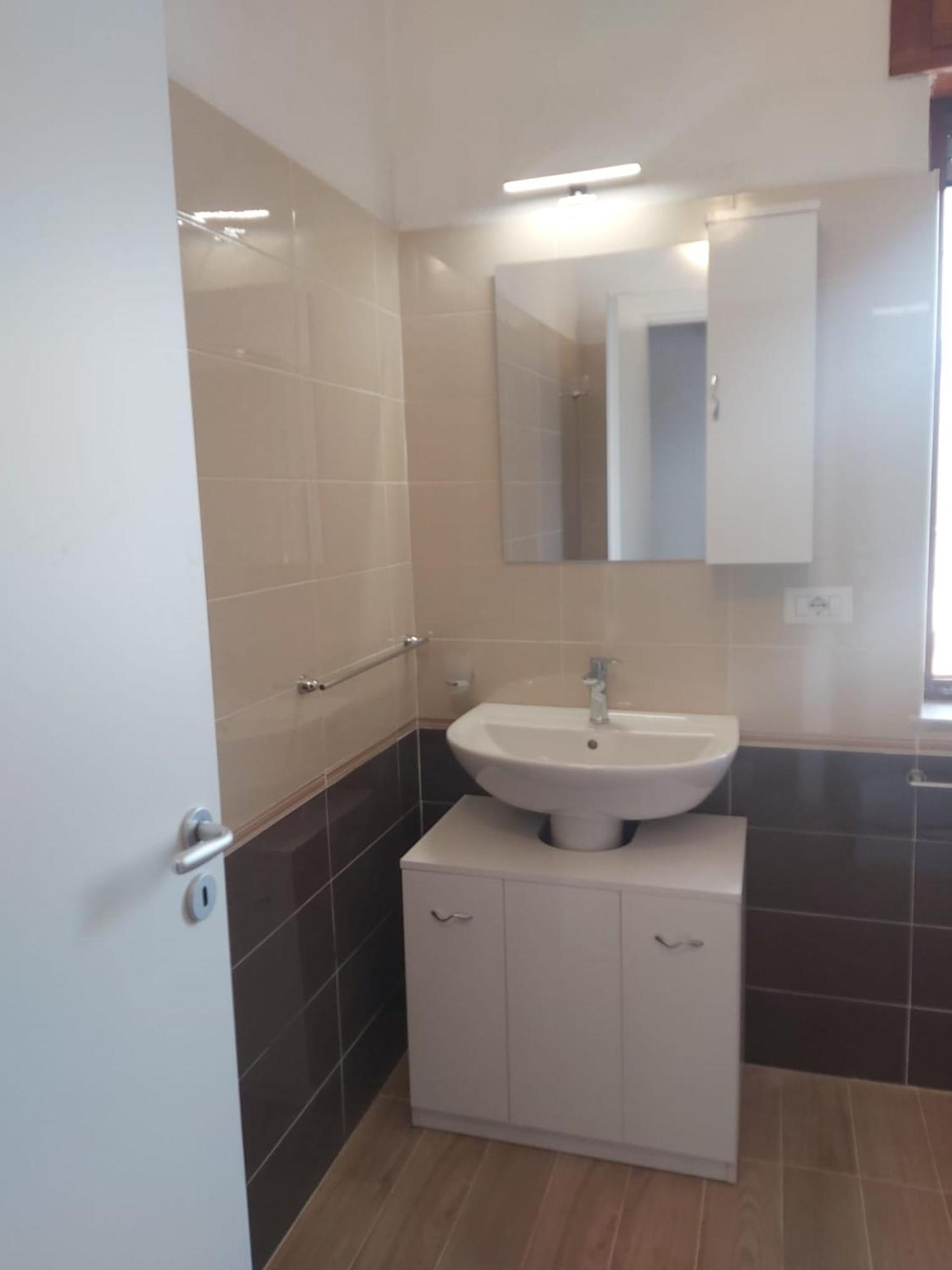 Tithouse Apartment